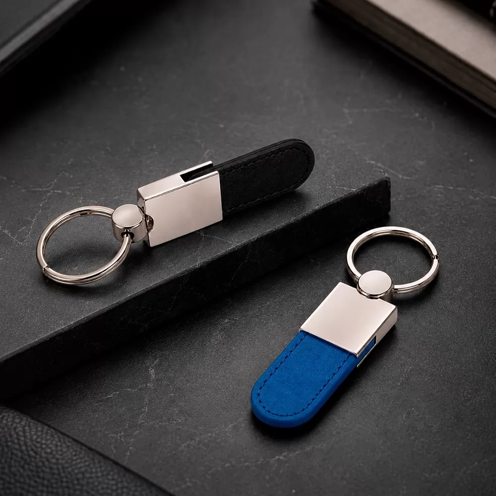 CHAVEIRO METAL COM PU